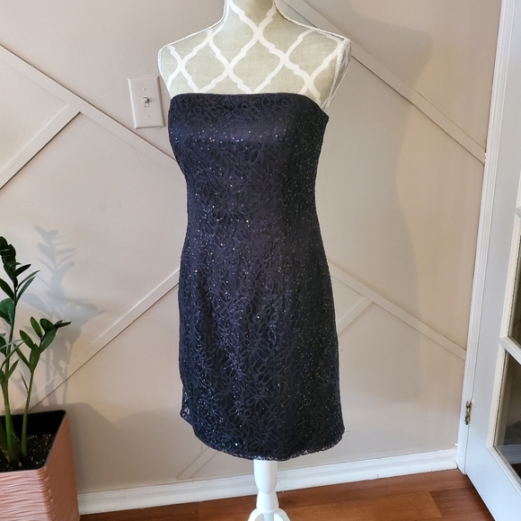 Adrianna Papell Black Sequin Lace Evening Cocktail Dress w/ corset on top. 8 US - Picture 6 of 7